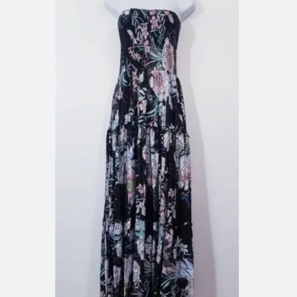 Jaase strapless maxi dress - Picture 1 of 5